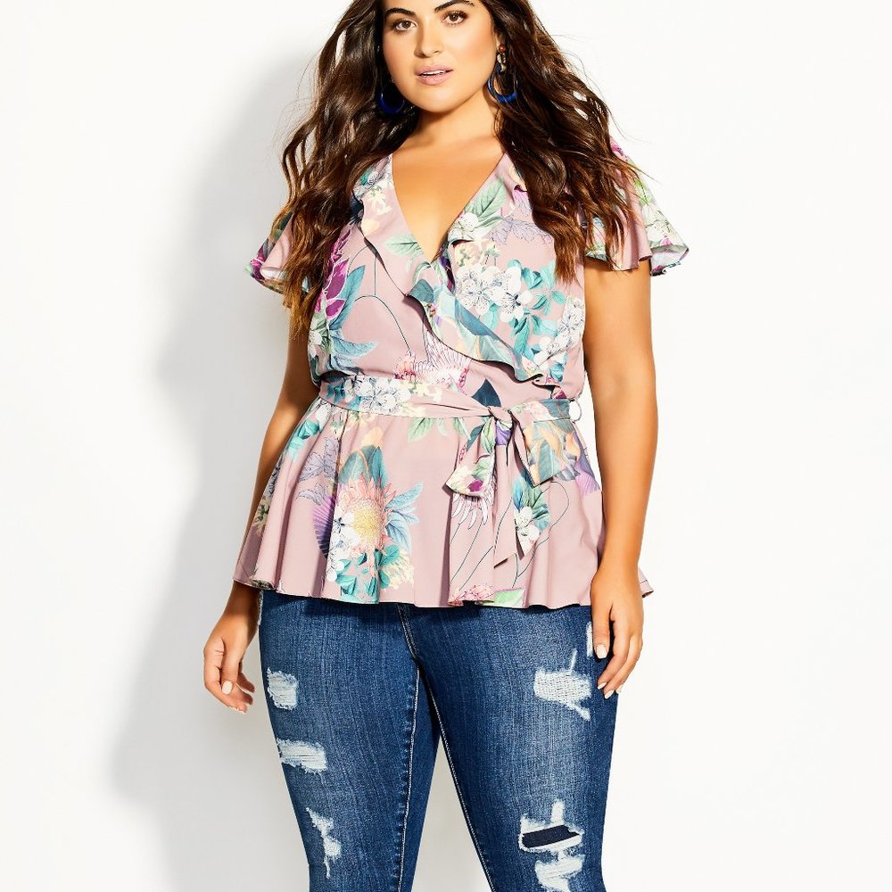 #89 CITY CHIC Heartwine  White Floral Wrap Top 18